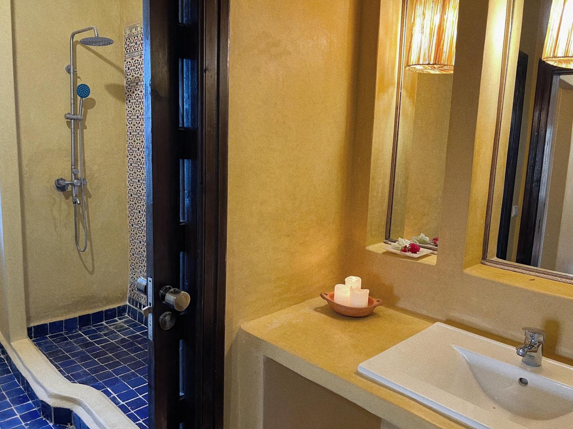 Dar Omnia Hotel Есувейра Екстериор снимка