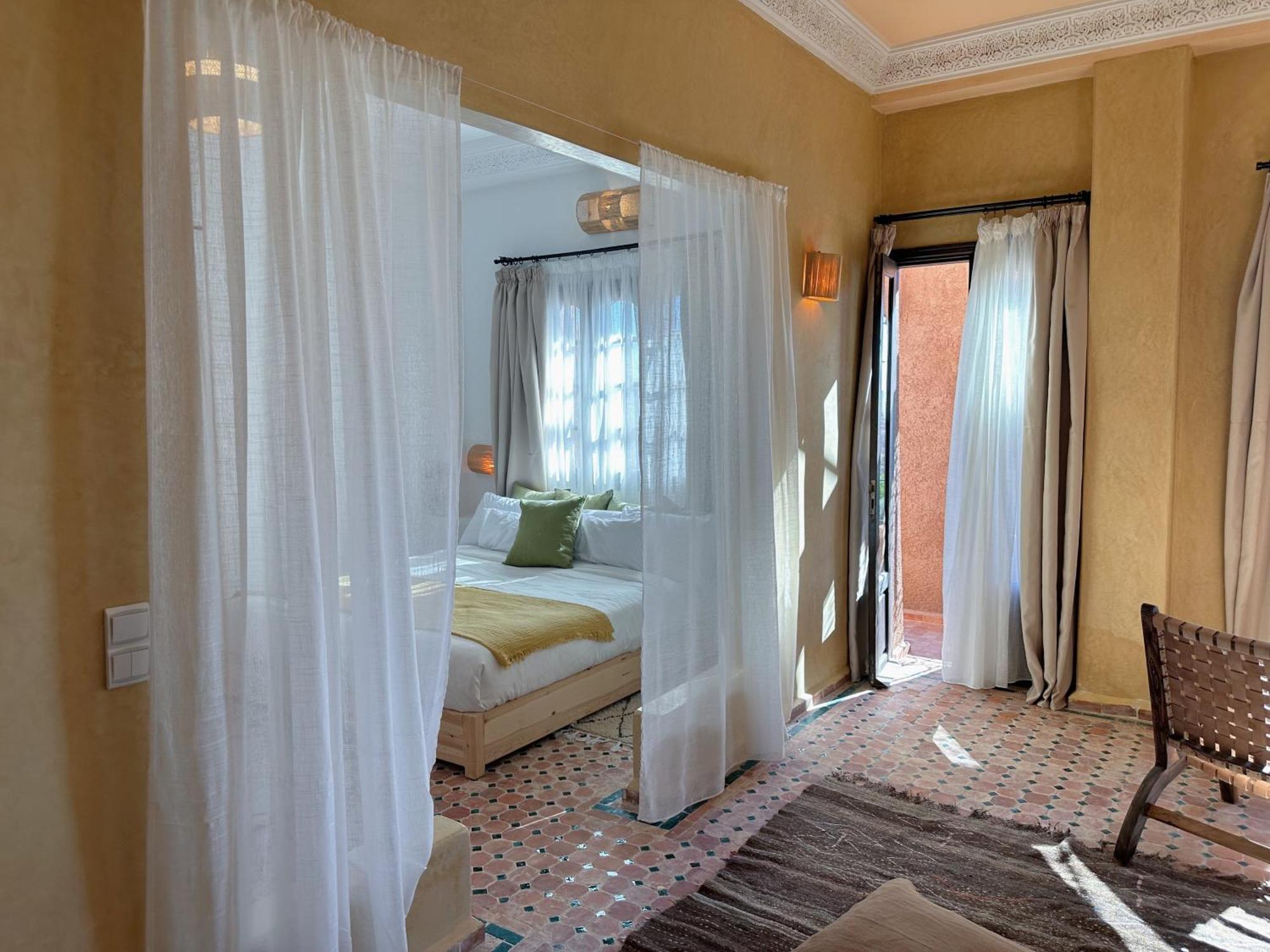 Dar Omnia Hotel Есувейра Екстериор снимка