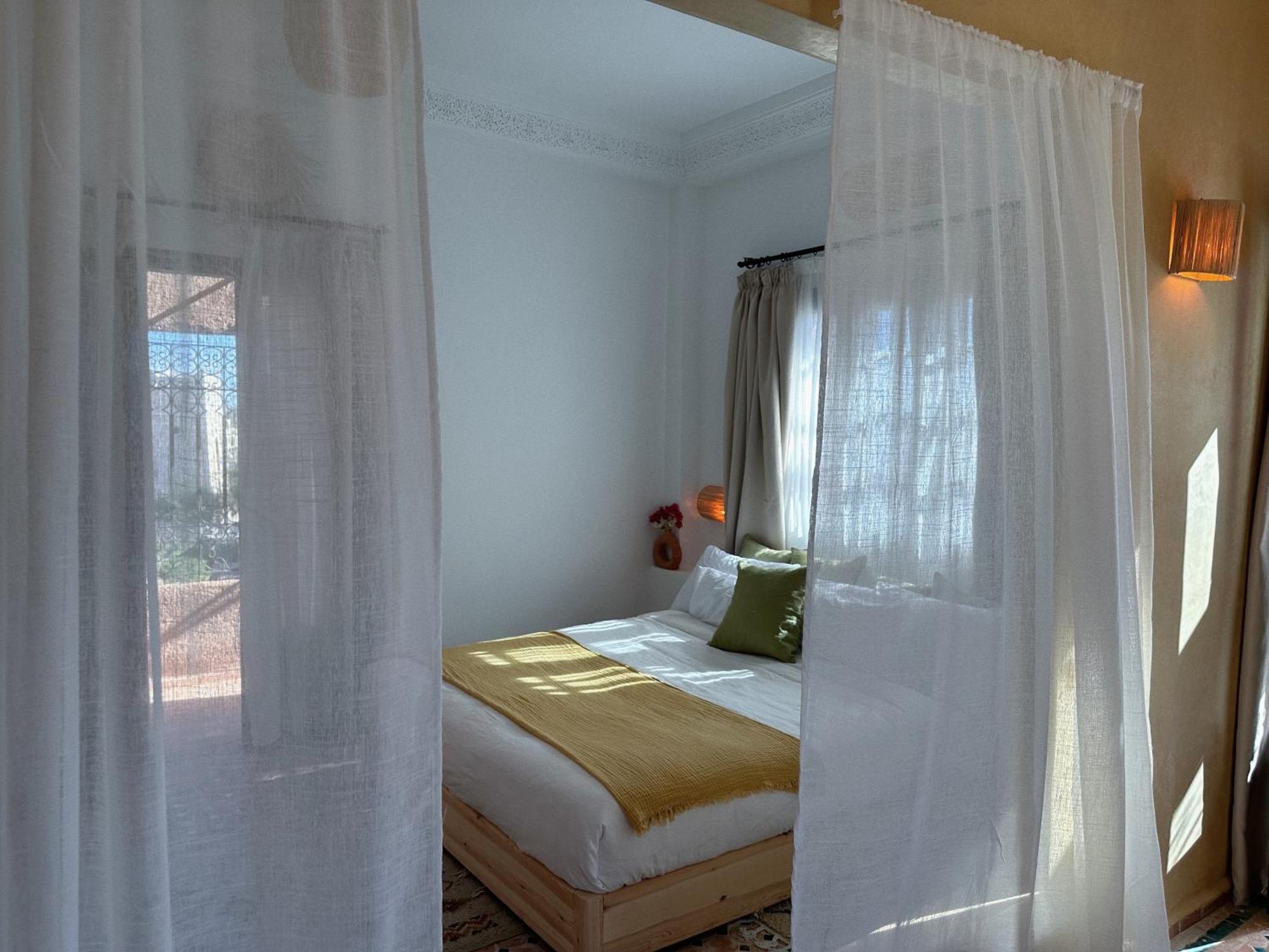 Dar Omnia Hotel Есувейра Екстериор снимка