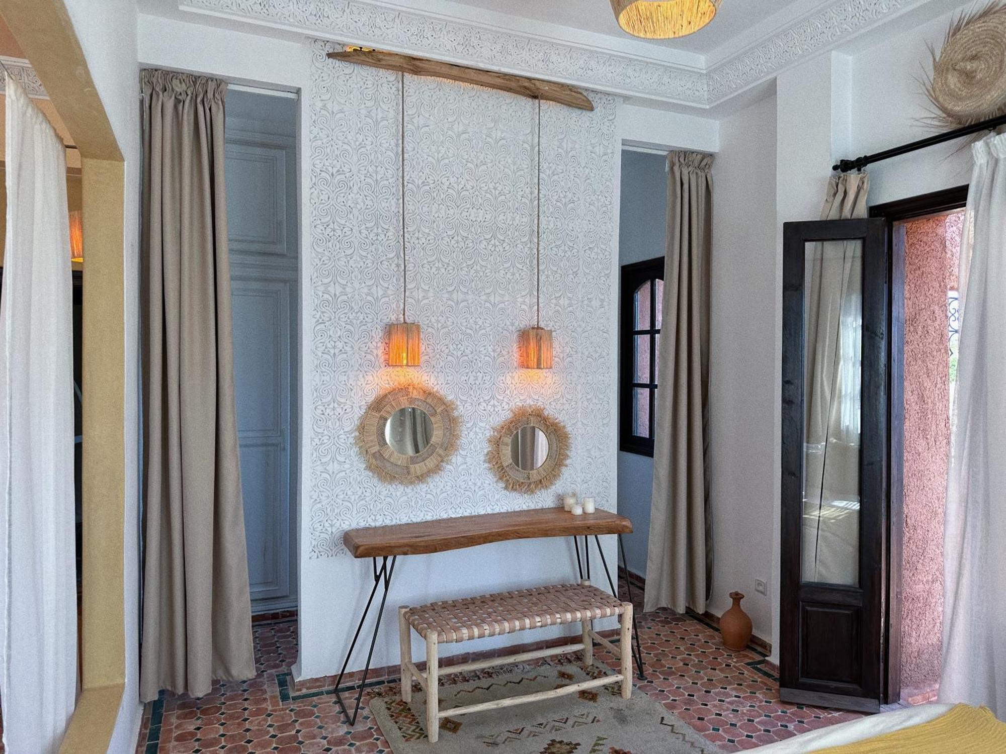 Dar Omnia Hotel Есувейра Екстериор снимка