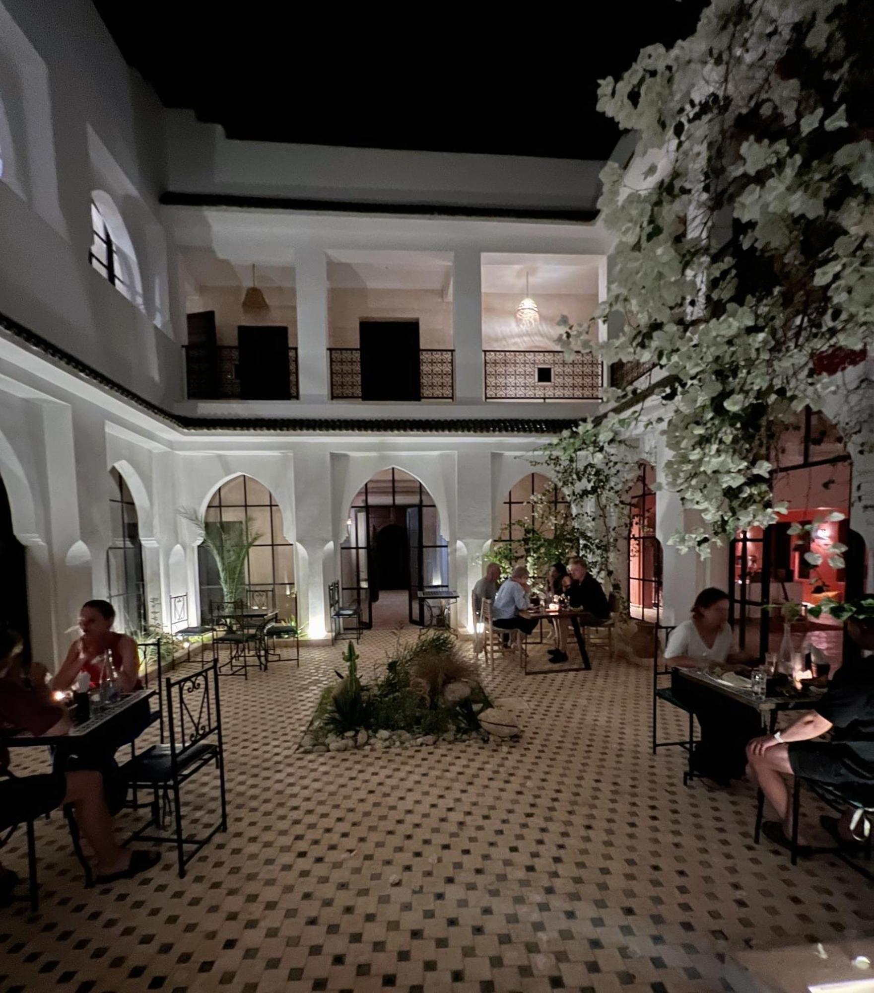 Dar Omnia Hotel Есувейра Екстериор снимка
